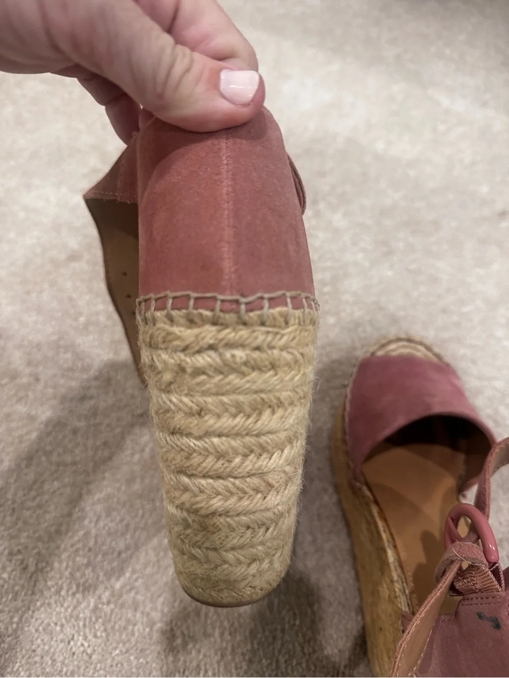 Marc Fisher Women's Suede Espadrille Wedge Sandals in Dusty Rose, size 7 NEW
